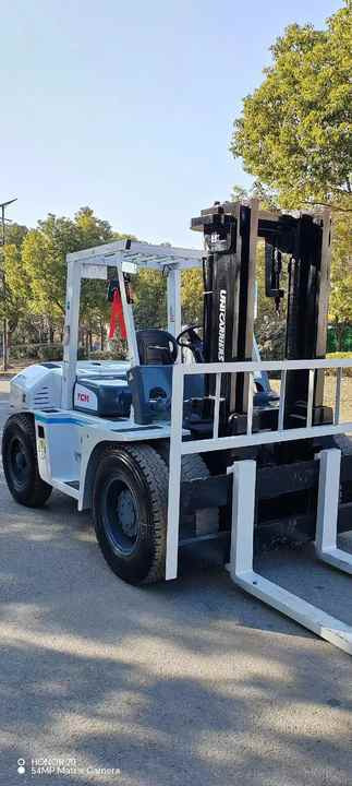 Used TCM 100 Forklift 10 Ton | Low Hours | Well-Maintained | Affordable Material Handling Machinery - Empilhadeira: foto 4 Used TCM 100 Forklift 10 Ton | Low Hours | Well-Maintained | Affordable Material Handling Machinery - Empilhadeira: foto 4