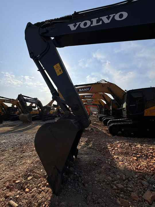 Used VOLVO EC210 Excavators Hydraulic Excavators - Escavadora de rastos: foto 4 Used VOLVO EC210 Excavators Hydraulic Excavators - Escavadora de rastos: foto 4