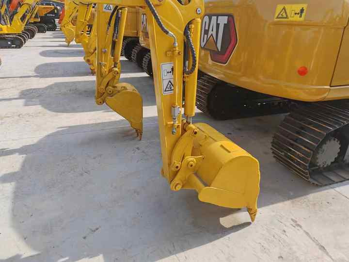 Used komatsu Mini Pc30 Mini 3tons Excavator komatsu Pc 30 35 40 55 Mini Digger in Stock for Sale - Escavadora de rastos: foto 5 Used komatsu Mini Pc30 Mini 3tons Excavator komatsu Pc 30 35 40 55 Mini Digger in Stock for Sale - Escavadora de rastos: foto 5