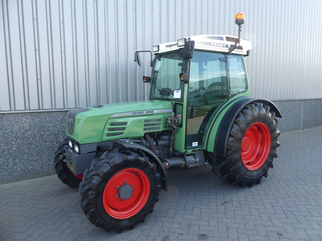 Fendt 209P - Mini trator: foto 1 Fendt 209P - Mini trator: foto 1