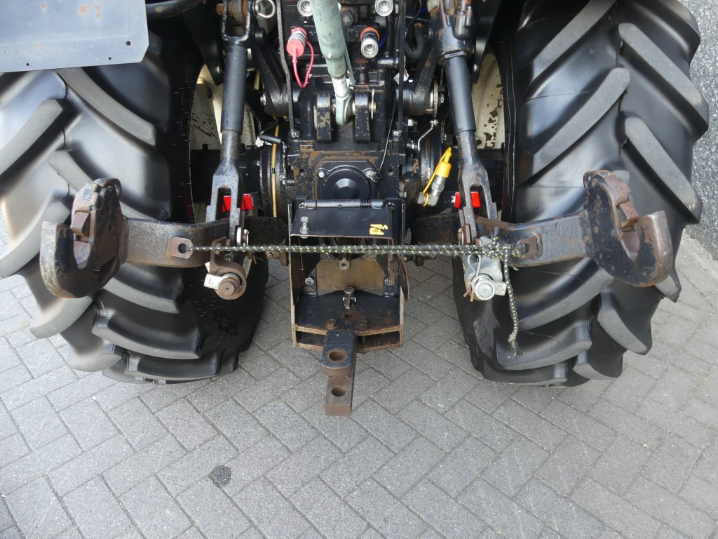 NEW HOLLAND T4040F - Mini trator: foto 5 NEW HOLLAND T4040F - Mini trator: foto 5