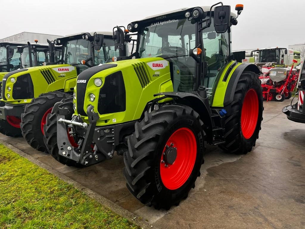 Claas Arion 430 - Trator: foto 2 Claas Arion 430 - Trator: foto 2