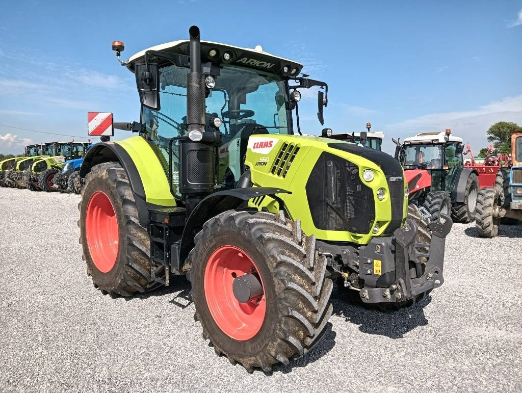 Claas Arion 550 Cmatic - Trator: foto 1 Claas Arion 550 Cmatic - Trator: foto 1