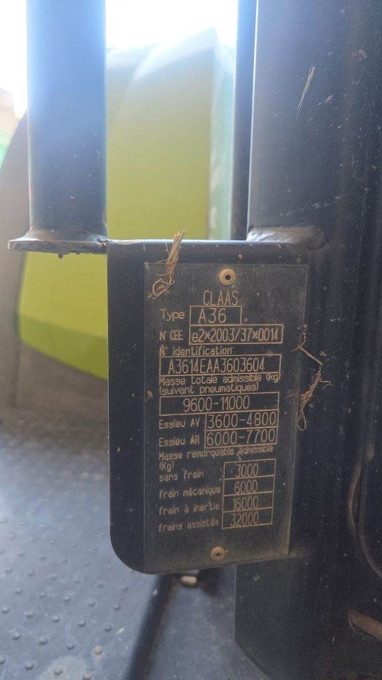 Claas Arion 630 CIS - Trator: foto 3 Claas Arion 630 CIS - Trator: foto 3