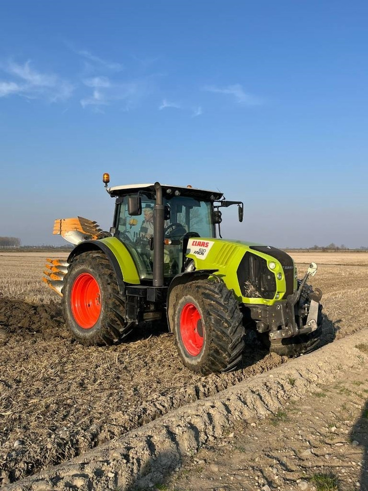 Claas Arion 630 - Trator: foto 1 Claas Arion 630 - Trator: foto 1