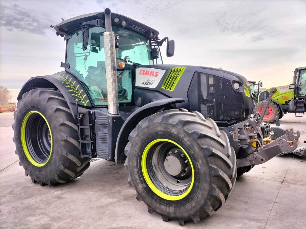 Claas Axion 810 - Trator: foto 1 Claas Axion 810 - Trator: foto 1