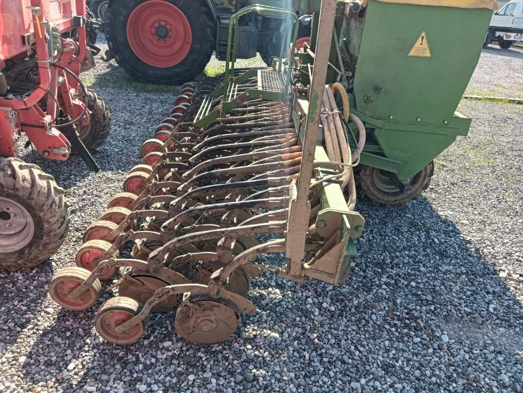 Damax 5 MT - Semeadora de precisão: foto 3 Damax 5 MT - Semeadora de precisão: foto 3