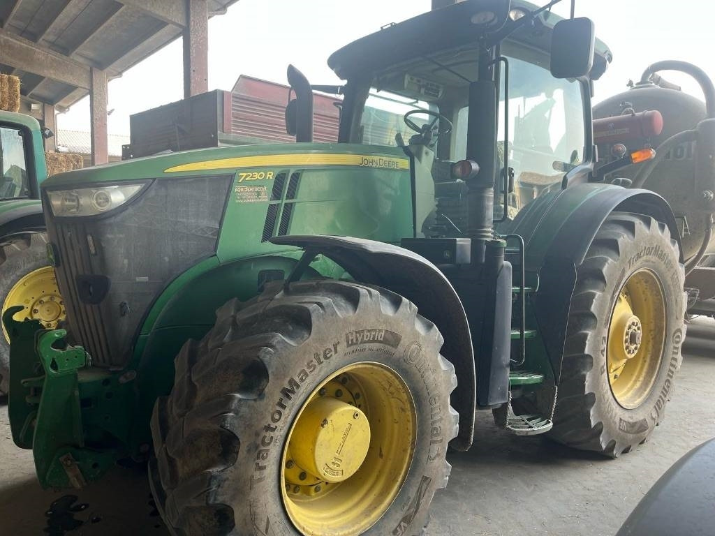 John Deere 7230 R - Trator: foto 4 John Deere 7230 R - Trator: foto 4