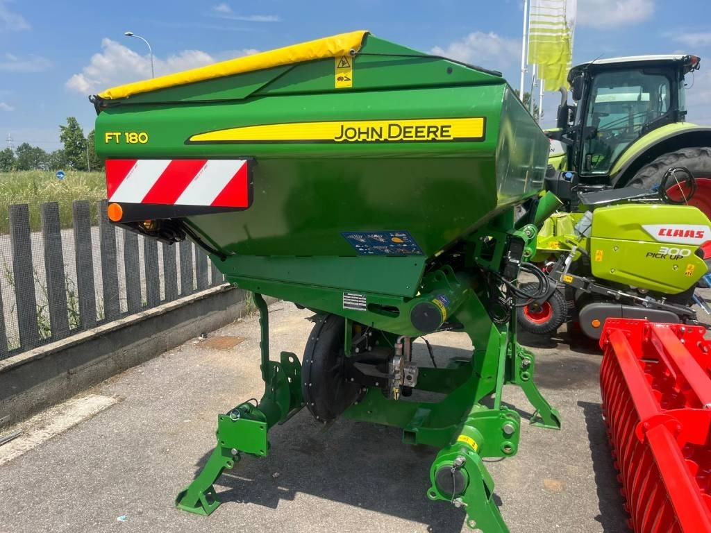 John Deere FT 180 - Distribuidor de fertilizantes: foto 2 John Deere FT 180 - Distribuidor de fertilizantes: foto 2