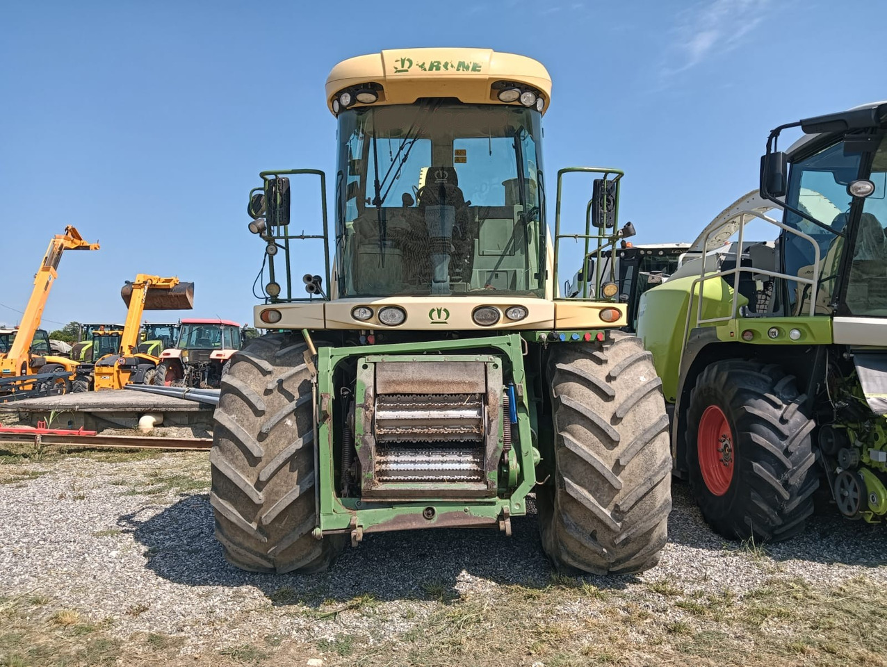 KRONE BIG X 850 - Picadora de forragem automotriz: foto 2 KRONE BIG X 850 - Picadora de forragem automotriz: foto 2