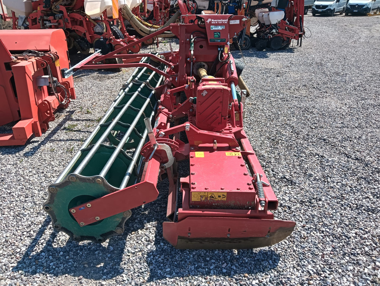 KVERNELAND NG-H 101 F30 - Grade rotativa: foto 5 KVERNELAND NG-H 101 F30 - Grade rotativa: foto 5