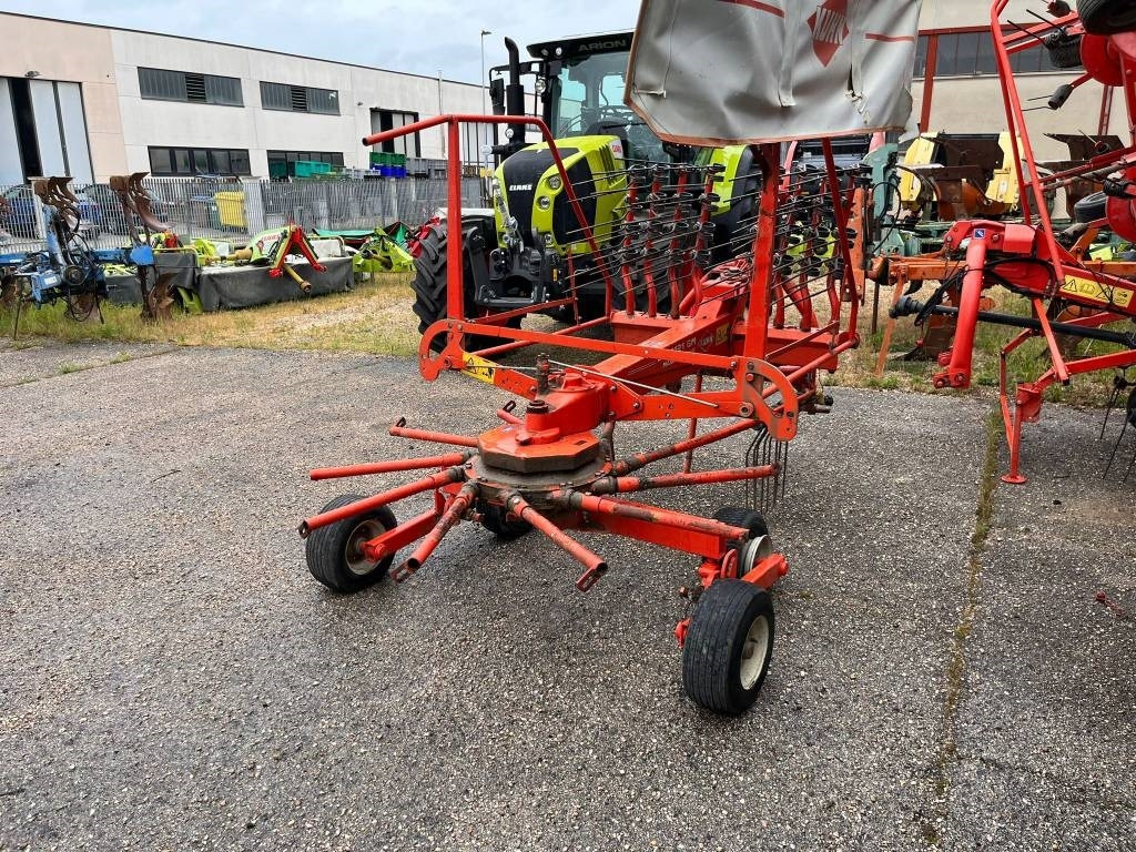 Kuhn GA 4121 G M - Ancinho enleirador: foto 3 Kuhn GA 4121 G M - Ancinho enleirador: foto 3