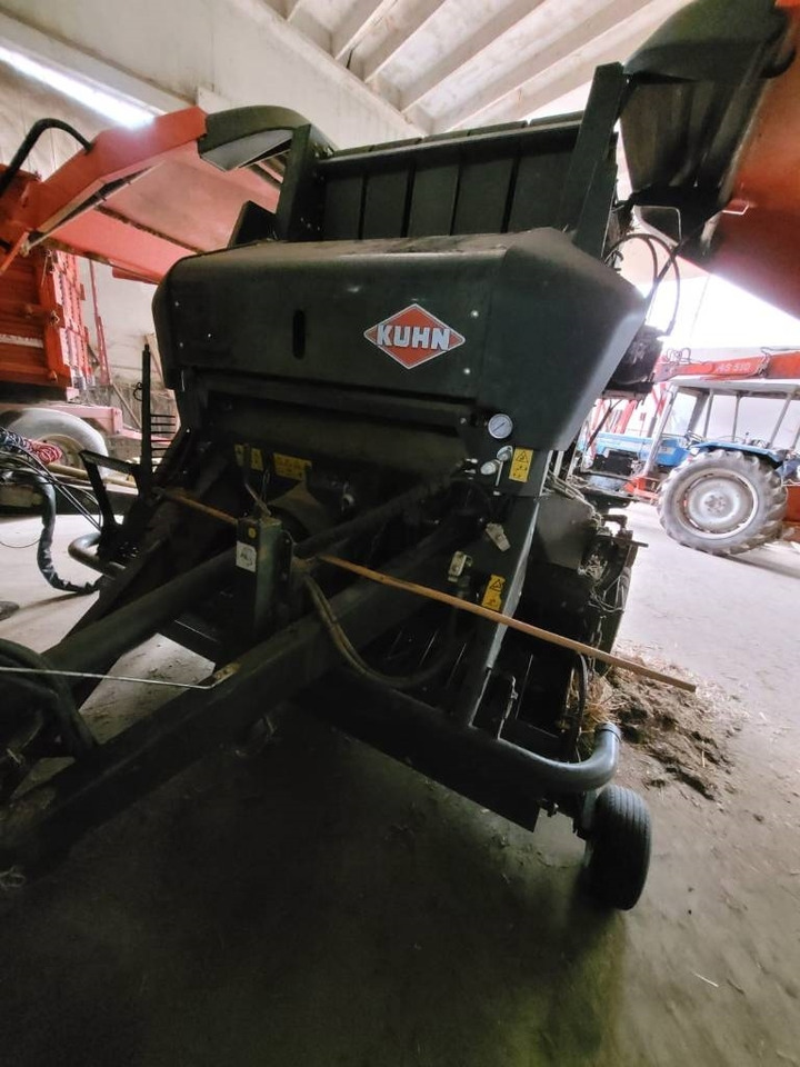 Kuhn VB 2160 - Enfardadeira de fardos redondos: foto 4 Kuhn VB 2160 - Enfardadeira de fardos redondos: foto 4