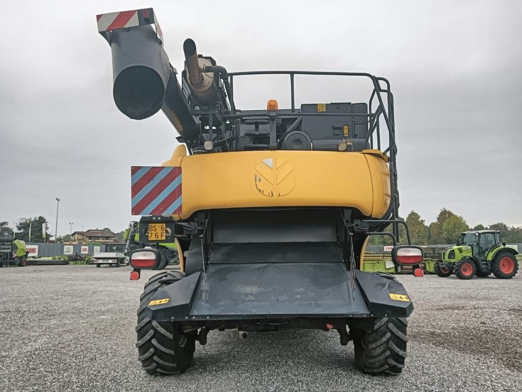 Ceifeira debulhadora New Holland CR 7.90: foto 25