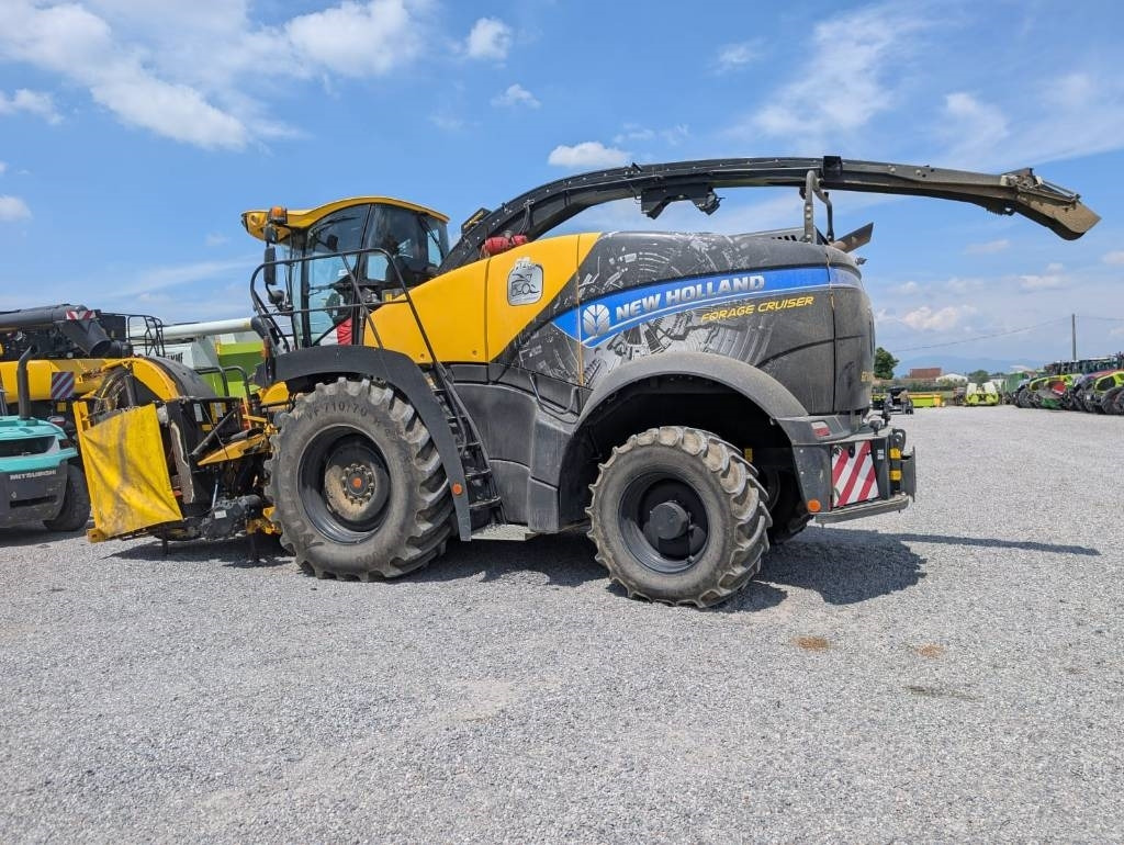 New Holland FR 650 - Picadora de forragem automotriz: foto 2 New Holland FR 650 - Picadora de forragem automotriz: foto 2