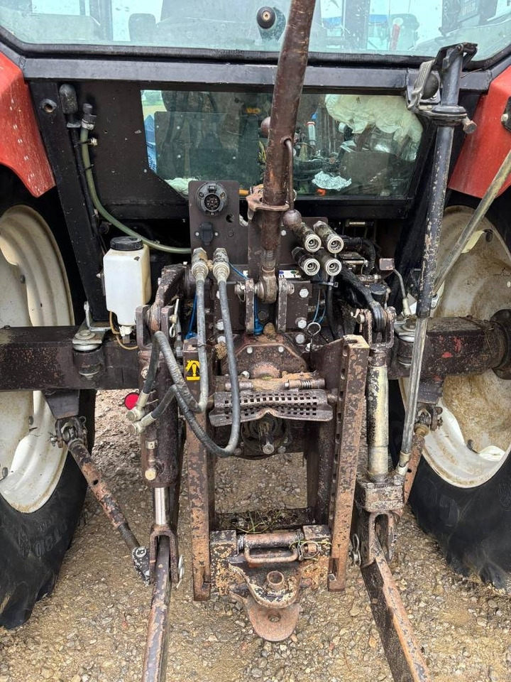 New Holland L 75 - Trator: foto 2 New Holland L 75 - Trator: foto 2