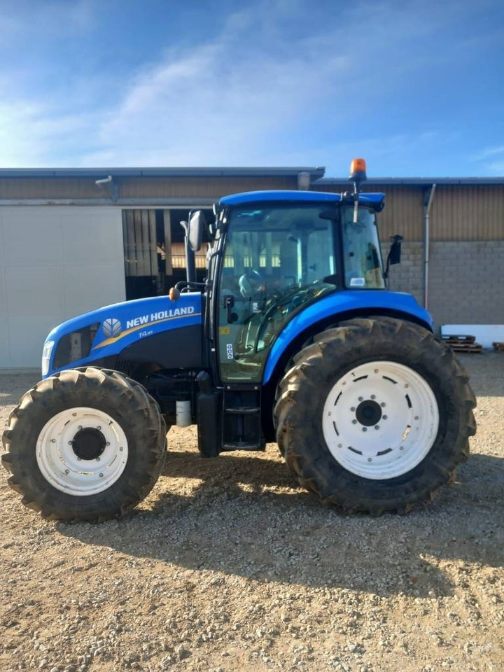 New Holland T 4.85 - Trator: foto 3 New Holland T 4.85 - Trator: foto 3
