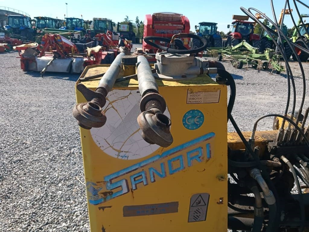 Sandri K7  - Gadanheira: foto 3 Sandri K7  - Gadanheira: foto 3