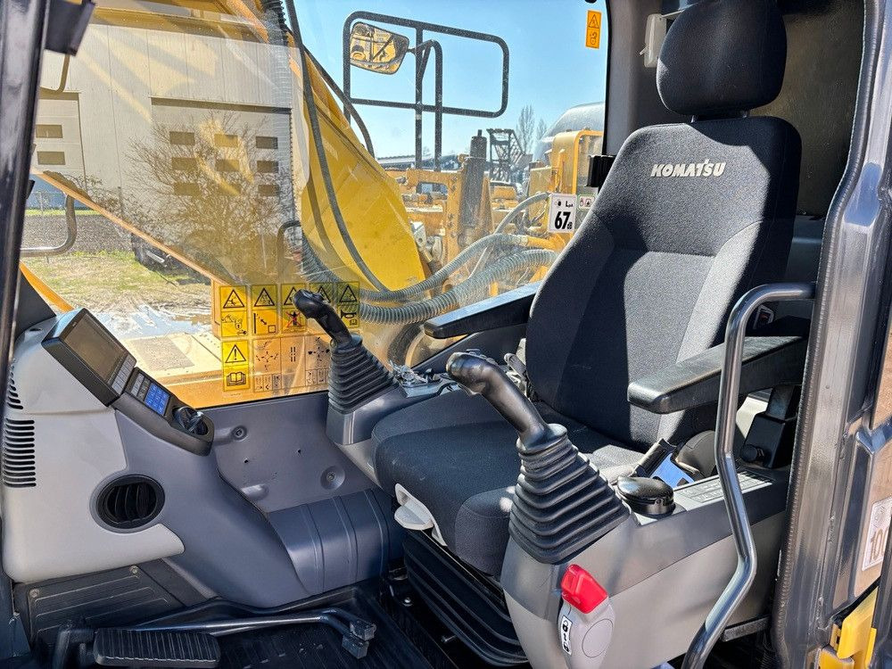 Komatsu PC210LC-11 - Escavadora de rastos: foto 4 Komatsu PC210LC-11 - Escavadora de rastos: foto 4
