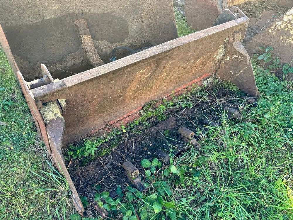 Schaeff Klappschaufel Greiferschaufel - Pá carregadora de rodas: foto 2 Schaeff Klappschaufel Greiferschaufel - Pá carregadora de rodas: foto 2