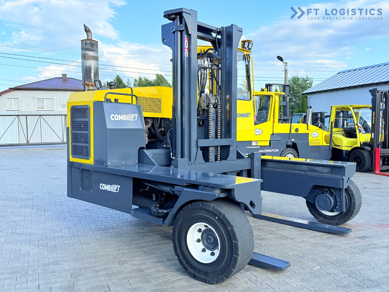 COMBILIFT C14000 / DUPLEX 3600MM / FREE-LIFT / POSITIONER - Empilhador de 4 vias: foto 4 COMBILIFT C14000 / DUPLEX 3600MM / FREE-LIFT / POSITIONER - Empilhador de 4 vias: foto 4