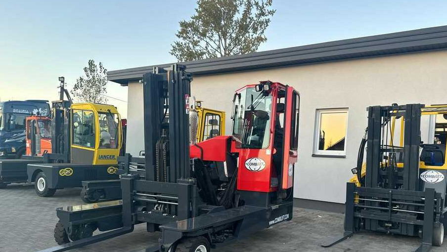 Empilhador de 4 vias Combilift C2500CB-Triplex 6000mm -Only 4658 hours: foto 26
