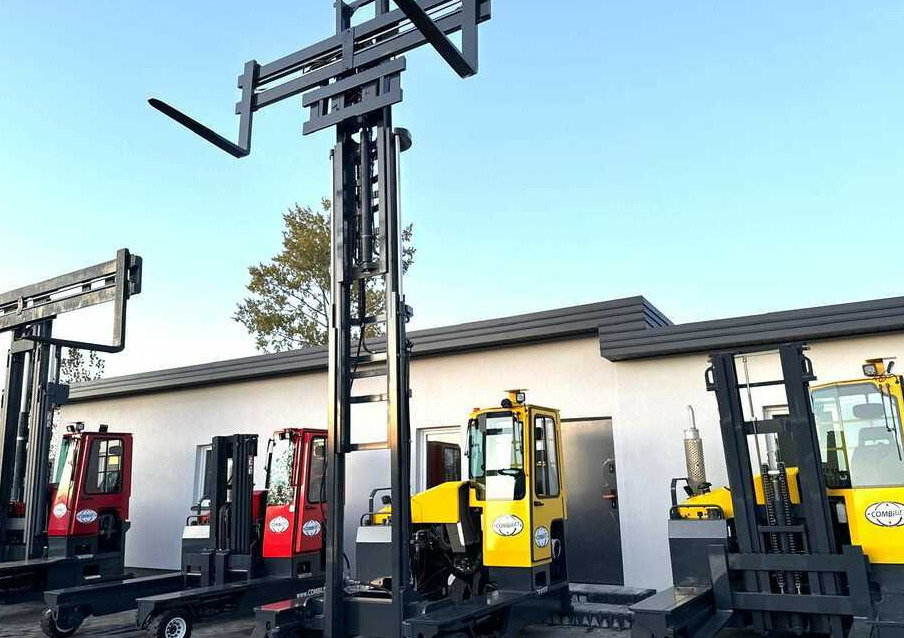 Empilhador de 4 vias Combilift C2500CB-Triplex 6000mm -Only 4658 hours: foto 21
