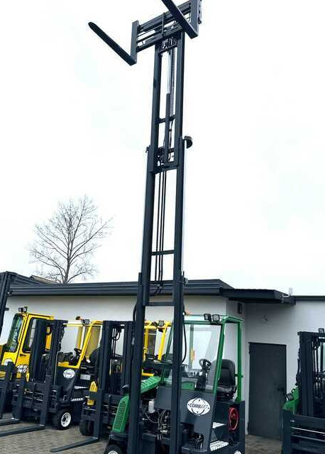 Empilhador de 4 vias Combilift C2500CB-Triplex 6000mm -Only 4658 hours: foto 18