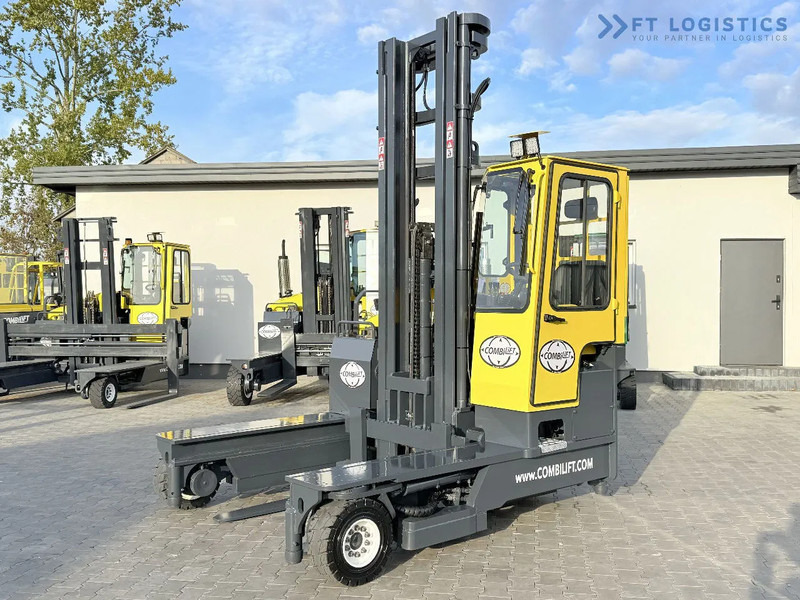 Combilift C5000 / DIESEL / TRIPLEX 7600MM / FULL FREE LIFT / FORK POSITIONER / HEATING / FULL HEATED CABIN / EXCELLENT CONDITION / Wide ra - Empilhador de 4 vias: foto 3 Combilift C5000 / DIESEL / TRIPLEX 7600MM / FULL FREE LIFT / FORK POSITIONER / HEATING / FULL HEATED CABIN / EXCELLENT CONDITION / Wide ra - Empilhador de 4 vias: foto 3