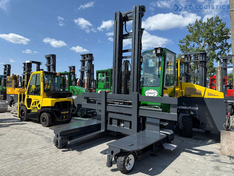Combilift C5000E / ELECTRIC / TRIPLEX 8300MM / FULL FREE LIFT / WIDE FORK POSITIONER / SIDE SHIFT / BATTERY LIKE NEW C5000E / ELECTRIC / T - Empilhador de 4 vias: foto 2 Combilift C5000E / ELECTRIC / TRIPLEX 8300MM / FULL FREE LIFT / WIDE FORK POSITIONER / SIDE SHIFT / BATTERY LIKE NEW C5000E / ELECTRIC / T - Empilhador de 4 vias: foto 2