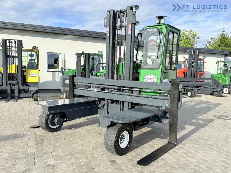 Combilift C5000XL / DIESEL / DUPLEX - 4000MM / WIDE FORK POSITIONER 3350MM / FULL HEATED CABIN / ONLY 6453H / CONDITION - LIKE NEW! C5000X - Empilhador de 4 vias: foto 2 Combilift C5000XL / DIESEL / DUPLEX - 4000MM / WIDE FORK POSITIONER 3350MM / FULL HEATED CABIN / ONLY 6453H / CONDITION - LIKE NEW! C5000X - Empilhador de 4 vias: foto 2