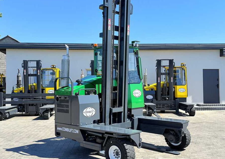 Combilift C5000XL / DIESEL / DUPLEX - 5500MM / FULL CABIN / NEW TYRES / HEATING - Empilhador de 4 vias: foto 3 Combilift C5000XL / DIESEL / DUPLEX - 5500MM / FULL CABIN / NEW TYRES / HEATING - Empilhador de 4 vias: foto 3