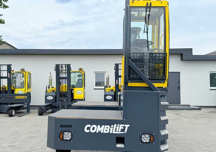 Combilift C6000FSL / DIESEL / DUPLEX – 4100MM / 1400MM FORKS / SIDeloADER / 6000KG LIFTING CAPACITY / FREE LIFT / DEUTZ ENGINE / EXCELLENT CONDITION - Empilhador lateral: foto 2 Combilift C6000FSL / DIESEL / DUPLEX – 4100MM / 1400MM FORKS / SIDeloADER / 6000KG LIFTING CAPACITY / FREE LIFT / DEUTZ ENGINE / EXCELLENT CONDITION - Empilhador lateral: foto 2