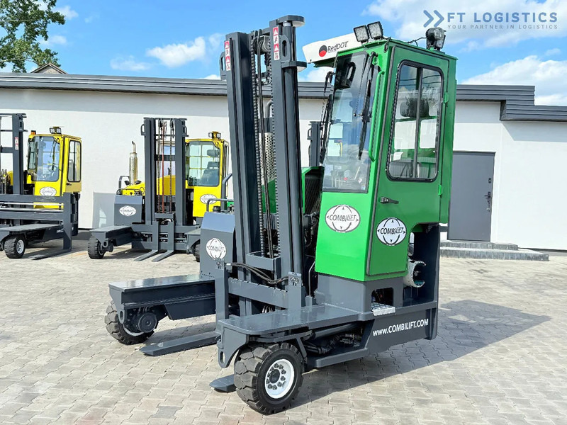 Combilift COMBILIFT C3500 – DUPLEX 4100mm – Year 2016 – 6779 hours – GAS – EXTENDABLE FORKS 800 / 1100MM – CABIN – HEATING + AIR CONDITION - Empilhador de 4 vias: foto 2 Combilift COMBILIFT C3500 – DUPLEX 4100mm – Year 2016 – 6779 hours – GAS – EXTENDABLE FORKS 800 / 1100MM – CABIN – HEATING + AIR CONDITION - Empilhador de 4 vias: foto 2