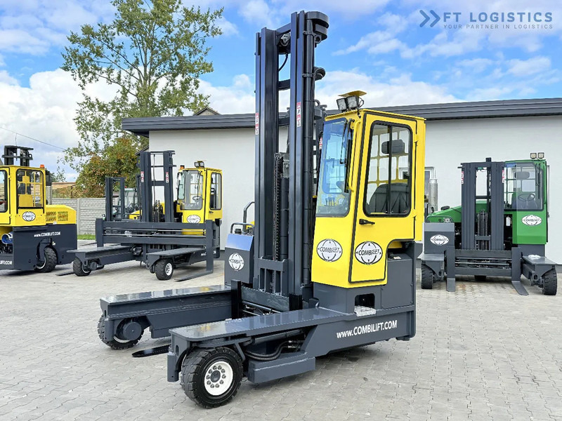 Combilift FOUR-WAY / MULTI-DIRECTIONAL FORKLIFT / C5000 / DIESEL / TRIPLEX 7600MM / FULL FREE LIFT / FORK POSITIONER / HEATING / FULL HEAT - Empilhador de 4 vias: foto 1 Combilift FOUR-WAY / MULTI-DIRECTIONAL FORKLIFT / C5000 / DIESEL / TRIPLEX 7600MM / FULL FREE LIFT / FORK POSITIONER / HEATING / FULL HEAT - Empilhador de 4 vias: foto 1