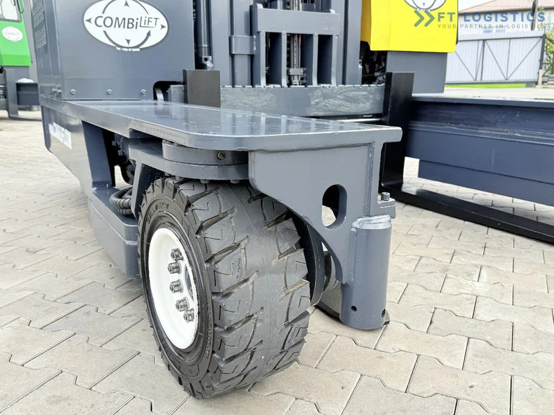 Combilift FOUR-WAY / MULTI-DIRECTIONAL FORKLIFT / C5000 / DIESEL / TRIPLEX 7600MM / FULL FREE LIFT / FORK POSITIONER / HEATING / FULL HEAT - Empilhador de 4 vias: foto 4 Combilift FOUR-WAY / MULTI-DIRECTIONAL FORKLIFT / C5000 / DIESEL / TRIPLEX 7600MM / FULL FREE LIFT / FORK POSITIONER / HEATING / FULL HEAT - Empilhador de 4 vias: foto 4