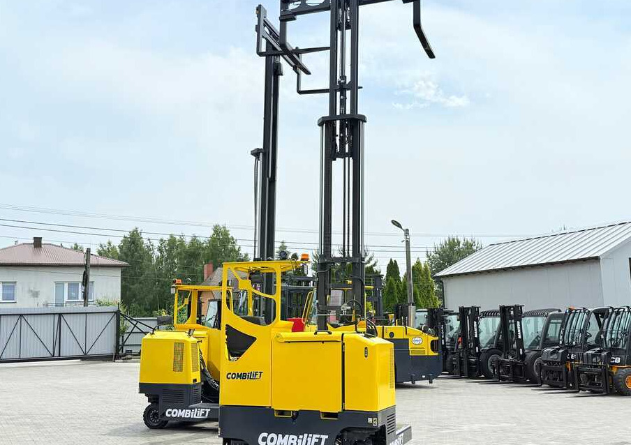 Empilhador de 4 vias Combilift MR / ELECTRIC / TRIPLEX – 6000MM / FULL FREE LIFT / WIDE POSITIONER / FORK SIDESHIFT / ONLY 1400 HOURS / LIKE NEW: foto 30