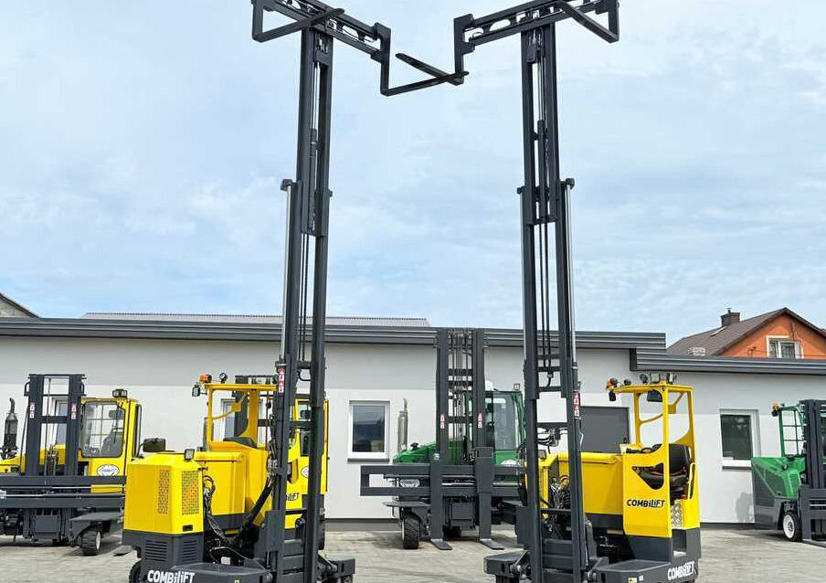 Empilhador de 4 vias Combilift MR / ELECTRIC / TRIPLEX – 6000MM / FULL FREE LIFT / WIDE POSITIONER / FORK SIDESHIFT / ONLY 1400 HOURS / LIKE NEW: foto 32