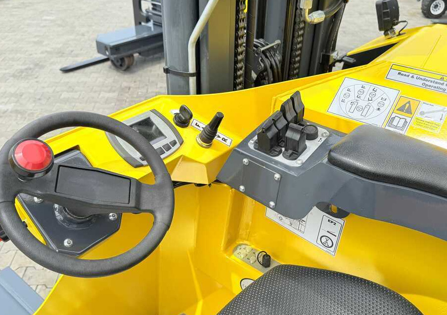 Empilhador de 4 vias Combilift MR / ELECTRIC / TRIPLEX – 6000MM / FULL FREE LIFT / WIDE POSITIONER / FORK SIDESHIFT / ONLY 1400 HOURS / LIKE NEW: foto 14