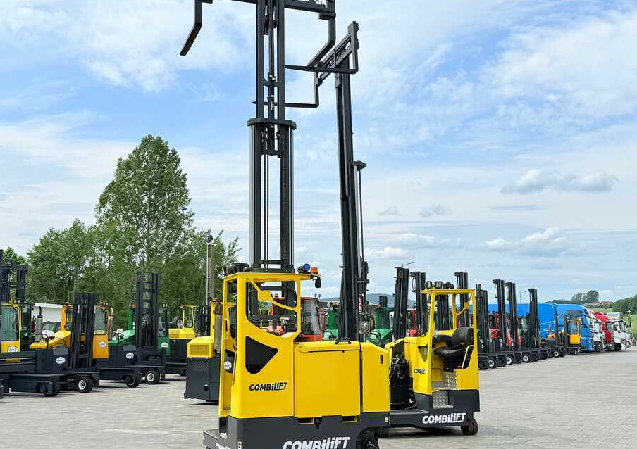 Empilhador de 4 vias Combilift MR / ELECTRIC / TRIPLEX – 6000MM / FULL FREE LIFT / WIDE POSITIONER / FORK SIDESHIFT / ONLY 1400 HOURS / LIKE NEW: foto 35