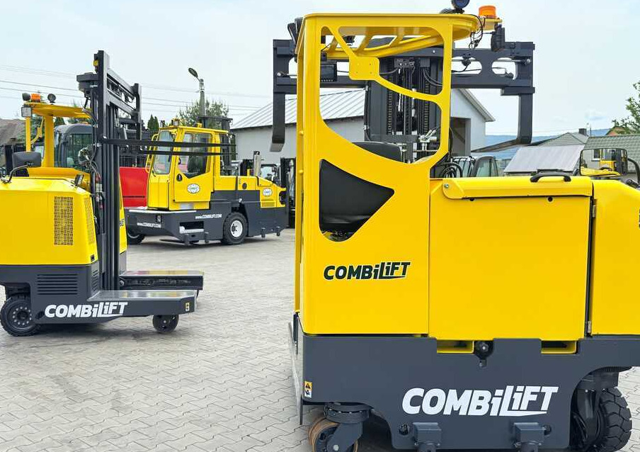 Empilhador de 4 vias Combilift MR / ELECTRIC / TRIPLEX – 6000MM / FULL FREE LIFT / WIDE POSITIONER / FORK SIDESHIFT / ONLY 1400 HOURS / LIKE NEW: foto 27