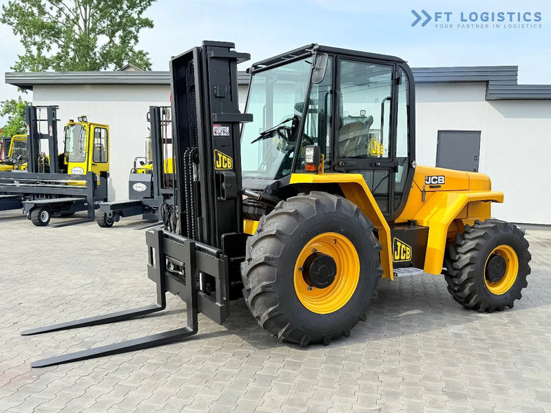 JCB 940 / DIESEL / TRIPLEX 4500MM / FORK POSITIONER / SIDE SHIFT / 4T / NEW TYRES / LIKE NEW 940 / DIESEL / TRIPLEX 4500MM / FORK PO - Empilhador todo-o-terreno: foto 2 JCB 940 / DIESEL / TRIPLEX 4500MM / FORK POSITIONER / SIDE SHIFT / 4T / NEW TYRES / LIKE NEW 940 / DIESEL / TRIPLEX 4500MM / FORK PO - Empilhador todo-o-terreno: foto 2