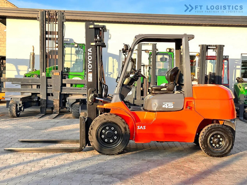 Toyota 42-4FD40 / DIESEL / 4500KG / DUPLEX / FORKS 1400MM / WELL-MAINTAINED 42-4FD40 / DIESEL / 4500KG / DUPLEX / FORKS 1400MM / WELL-M - Empilhadeira a diesel: foto 4 Toyota 42-4FD40 / DIESEL / 4500KG / DUPLEX / FORKS 1400MM / WELL-MAINTAINED 42-4FD40 / DIESEL / 4500KG / DUPLEX / FORKS 1400MM / WELL-M - Empilhadeira a diesel: foto 4
