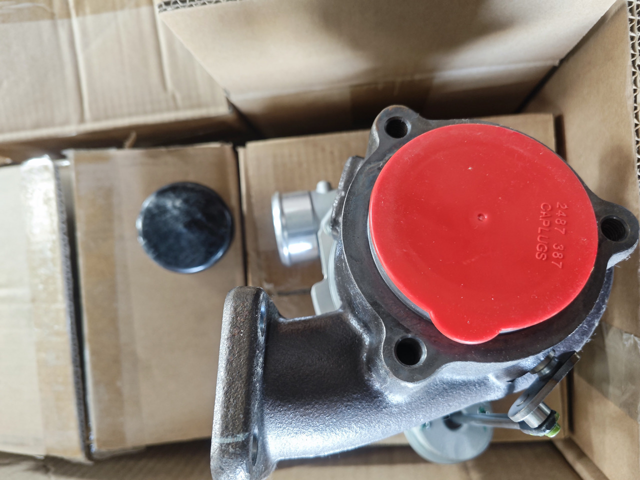 CATERPILLAR 482-0233 - Turbocompressor por Escavadeira: foto 3 CATERPILLAR 482-0233 - Turbocompressor por Escavadeira: foto 3