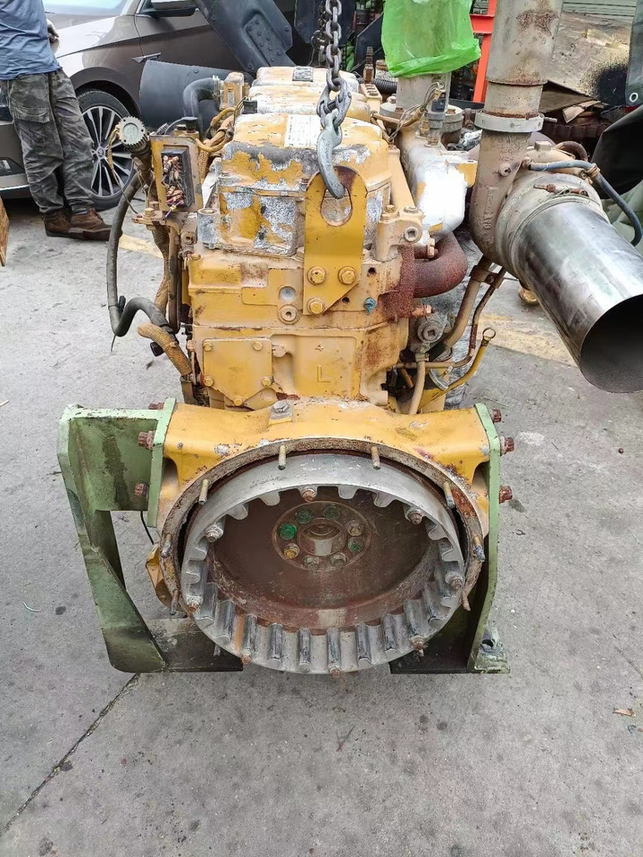 CATERPILLAR C12 - Motor por Escavadeira: foto 3 CATERPILLAR C12 - Motor por Escavadeira: foto 3