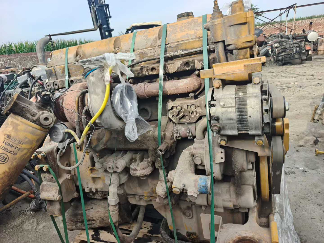 CATERPILLAR C13 - Motor por Escavadeira: foto 5 CATERPILLAR C13 - Motor por Escavadeira: foto 5