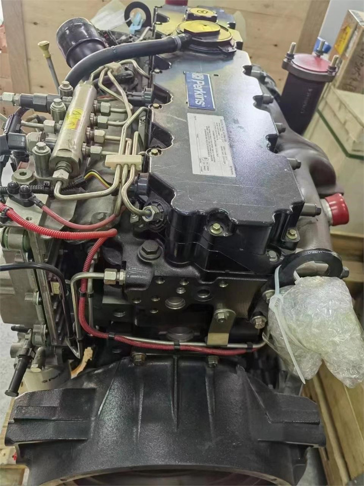 CATERPILLAR C6.6 - Motor por Escavadeira: foto 1 CATERPILLAR C6.6 - Motor por Escavadeira: foto 1