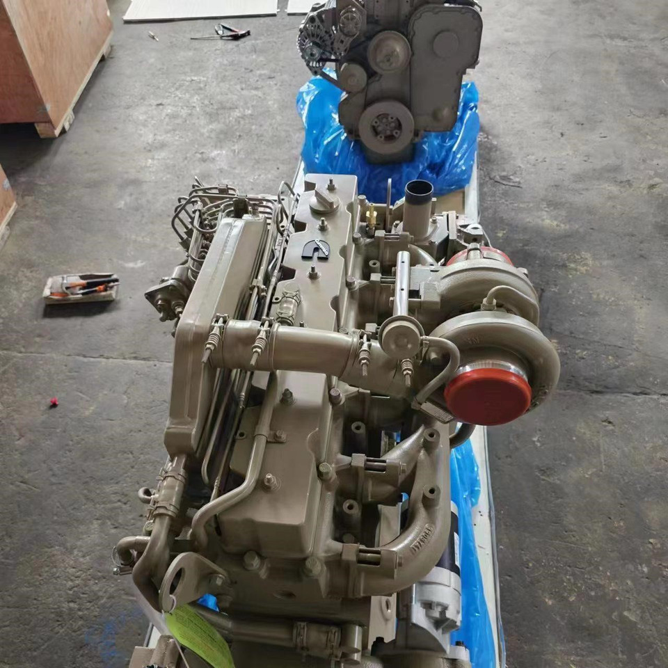 CUMMINS 6CTA8.3 - Motor por Escavadeira: foto 3 CUMMINS 6CTA8.3 - Motor por Escavadeira: foto 3