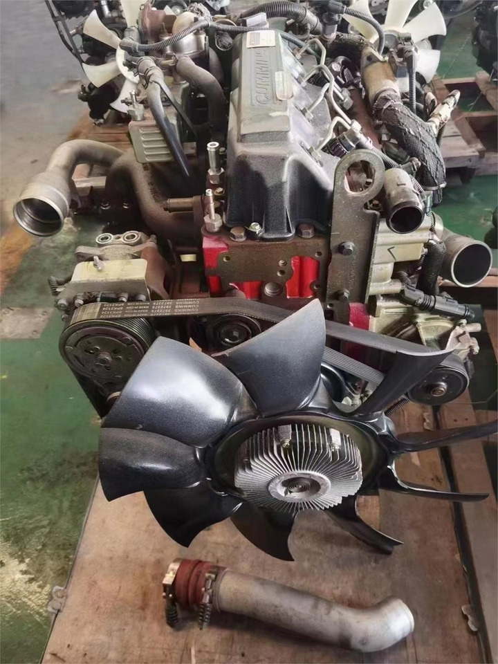 CUMMINS ISF3.8 - Motor por Escavadeira: foto 2 CUMMINS ISF3.8 - Motor por Escavadeira: foto 2