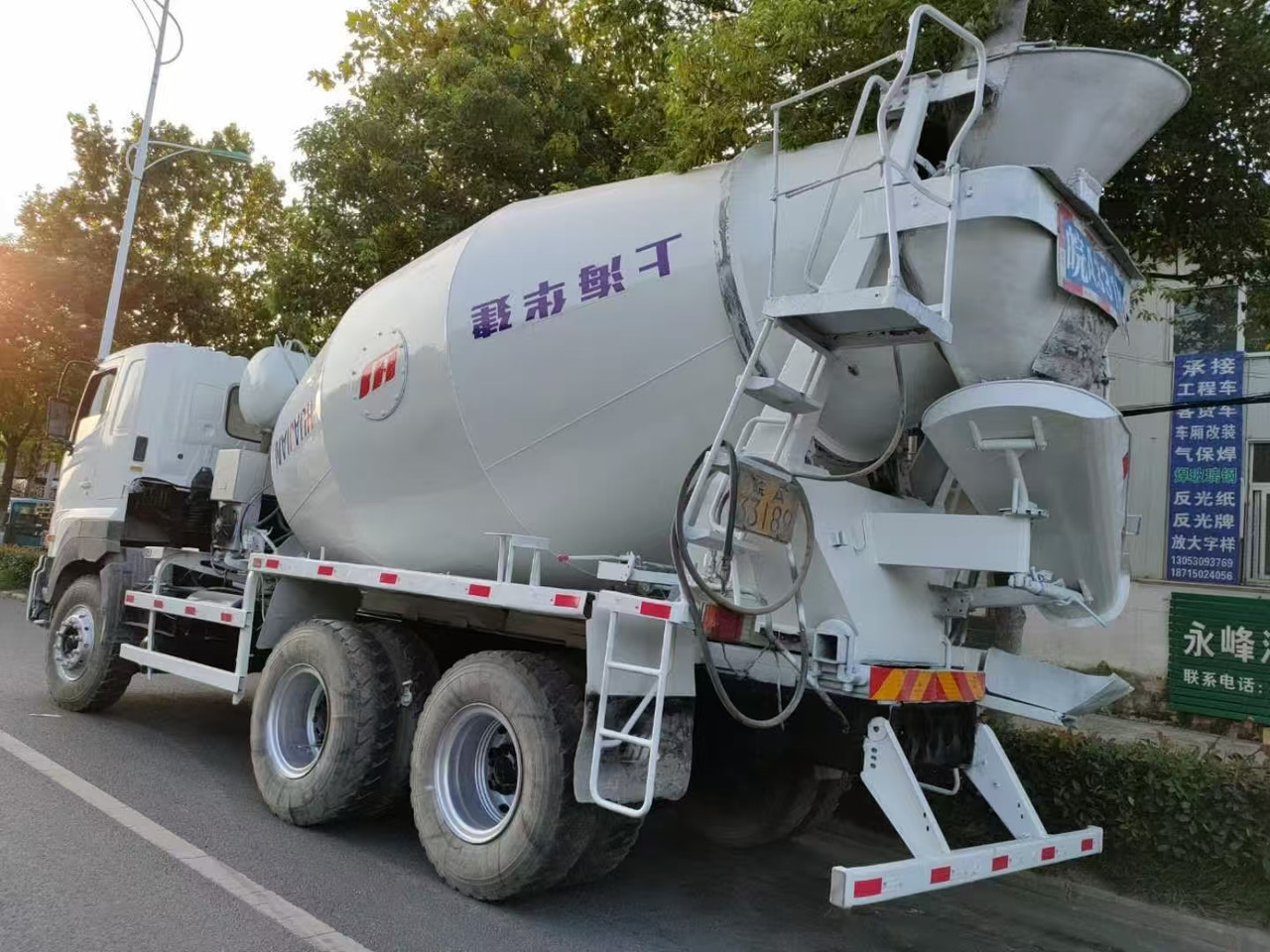 HINO 700 - Caminhão tanque: foto 5 HINO 700 - Caminhão tanque: foto 5